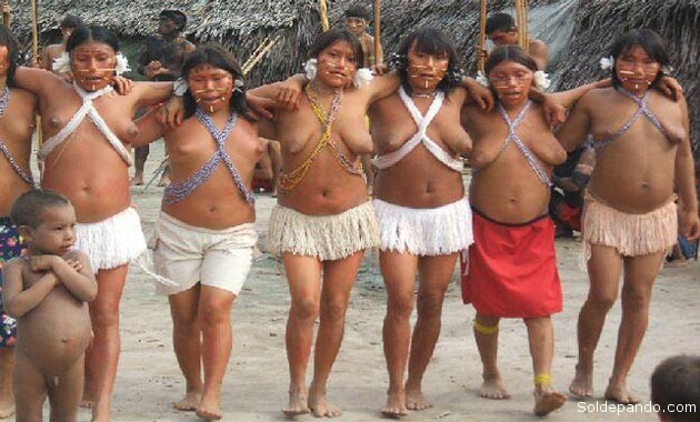Pueblos-desnudos-de-la-Amazonia