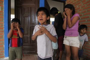 caceria de indigenas en bolivia (1)