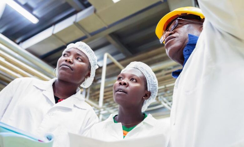 Africanos orgullosos de su industria. Foto: GCShunter (Getty Images).